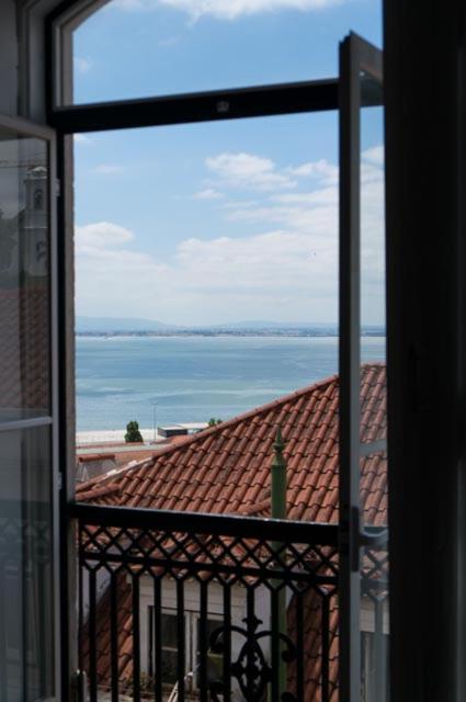 Downtown Alfama & Me Apartman Lisboa Kültér fotó